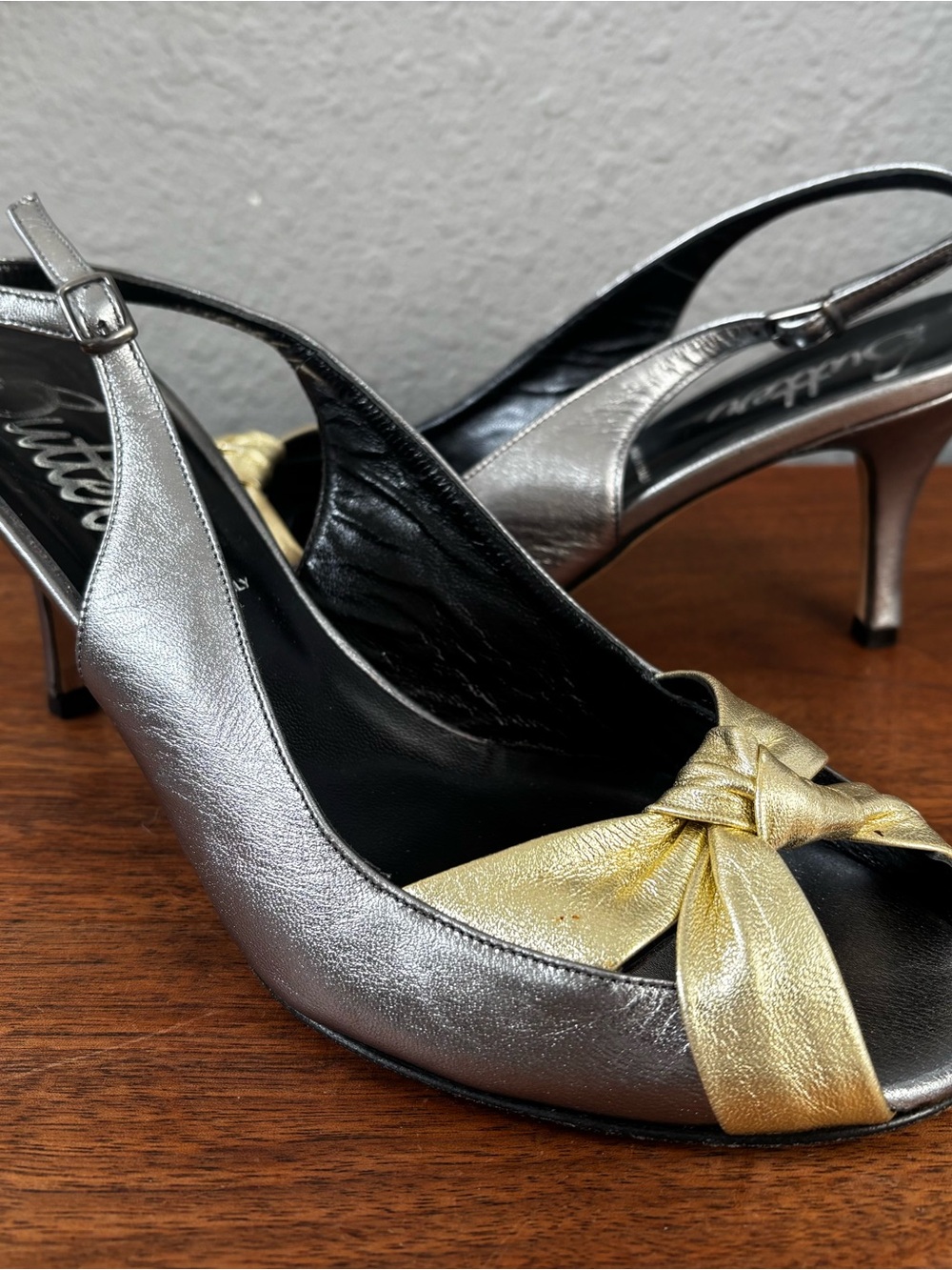 Butter Metallic Silver Slingback Heels with Gold Knot Accent Women 9.5